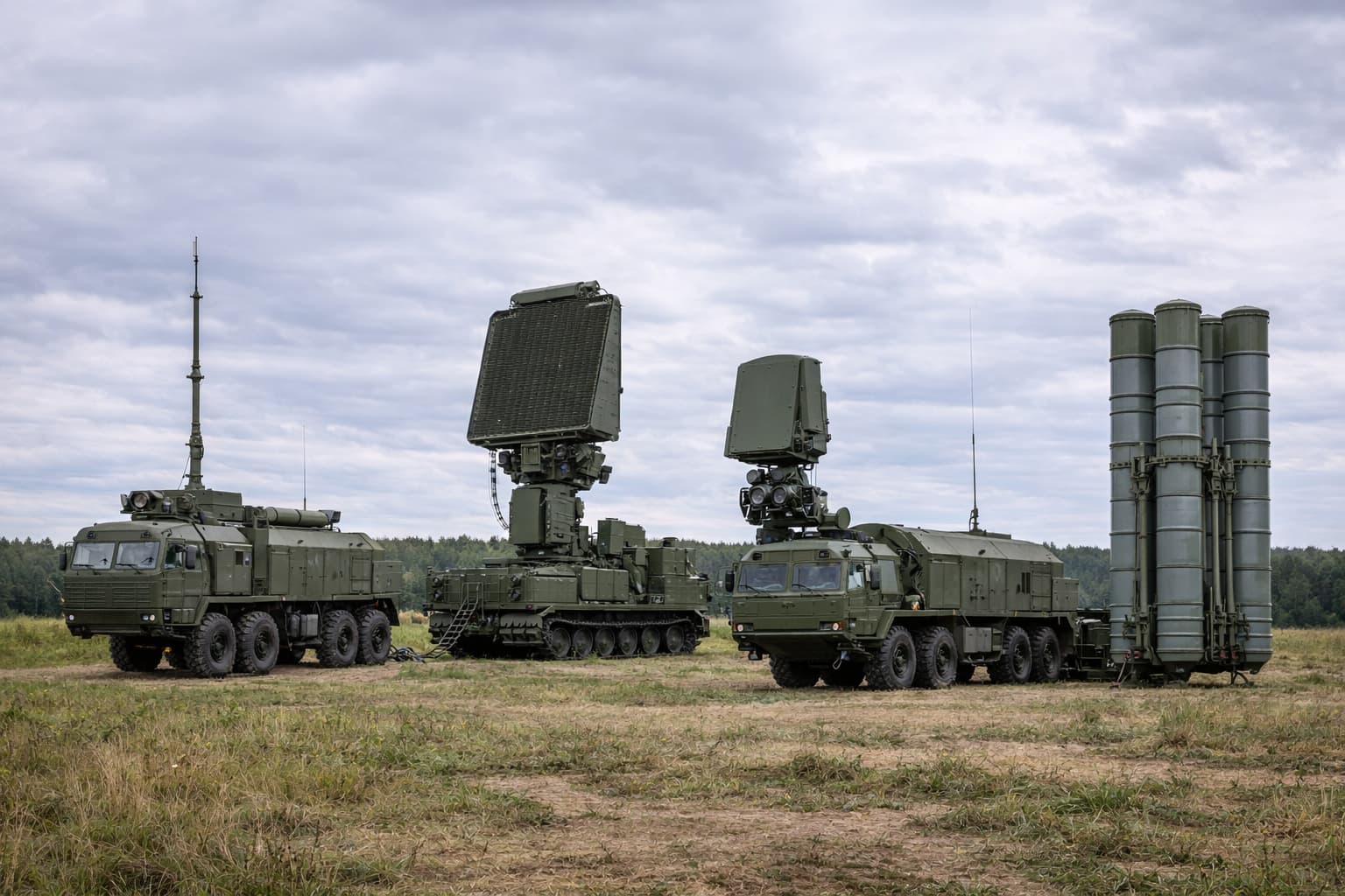 Основные элементы комплекса С-300 на позиции